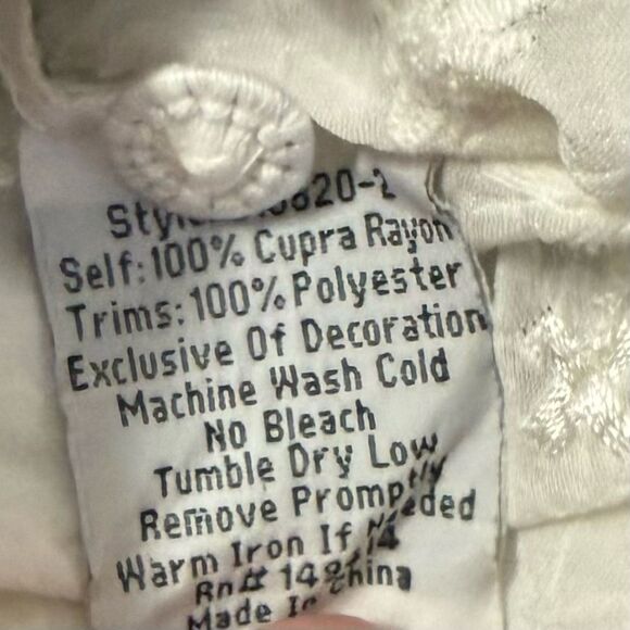 JOHNNY WAS Turia White Tank w/Embroidery Detailing at Side - Picture 11 of 11